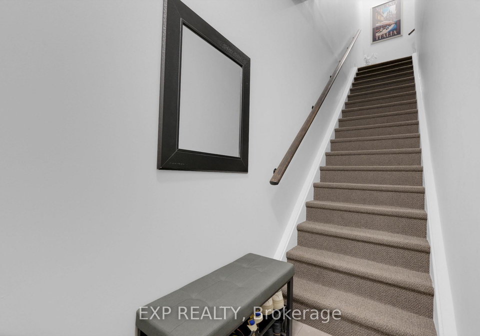 600-alex-gardner-circle-aurora-ontario-n12373050