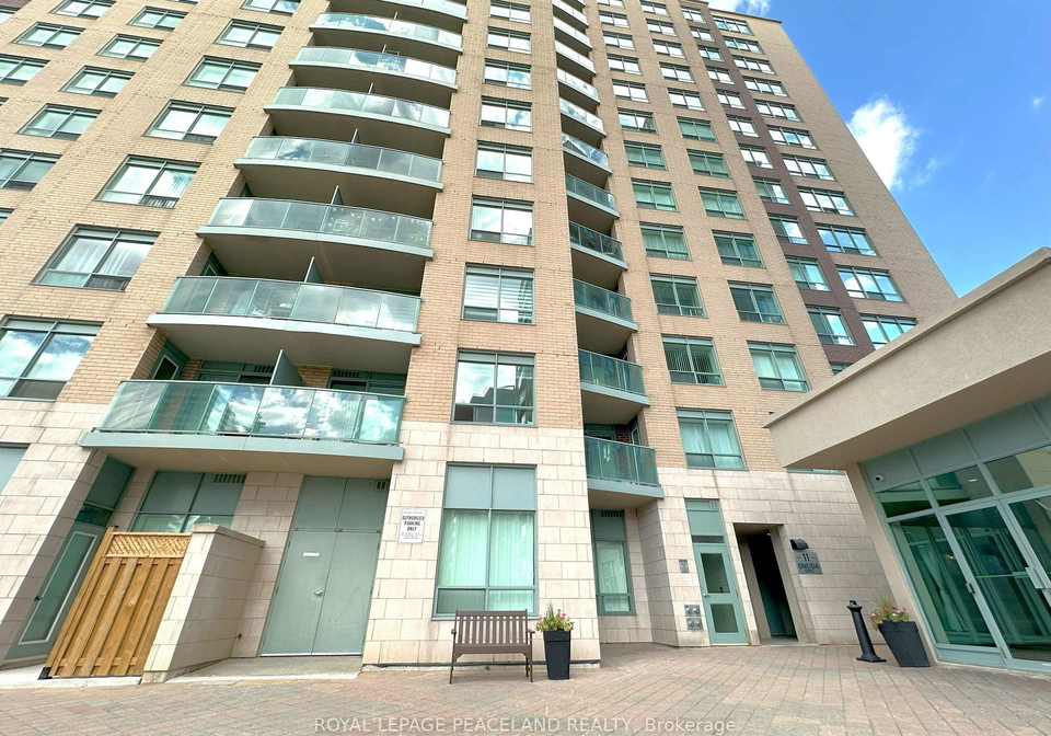 11-oneida-crescent-richmond-hill-ontario-n12373083
