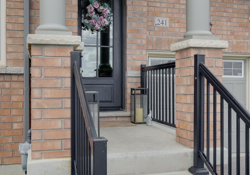 241-jim-mortson-drive-east-gwillimbury-ontario-n12373550
