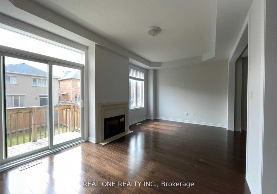 29-paper-mills-crescent-richmond-hill-ontario-n12374073