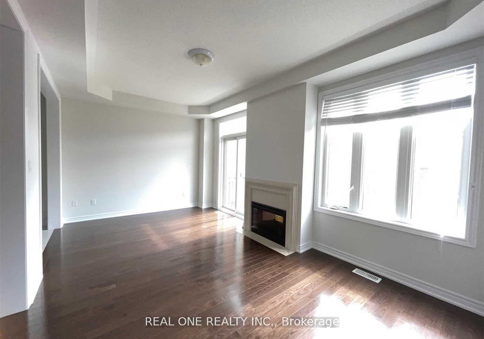 29-paper-mills-crescent-richmond-hill-ontario-n12374073