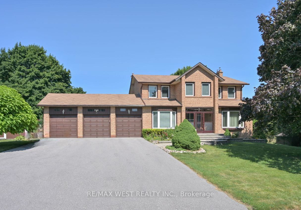 3-henry-gate-king-ontario-n12375693