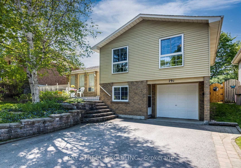 791-sunnypoint-drive-newmarket-ontario-n12376028