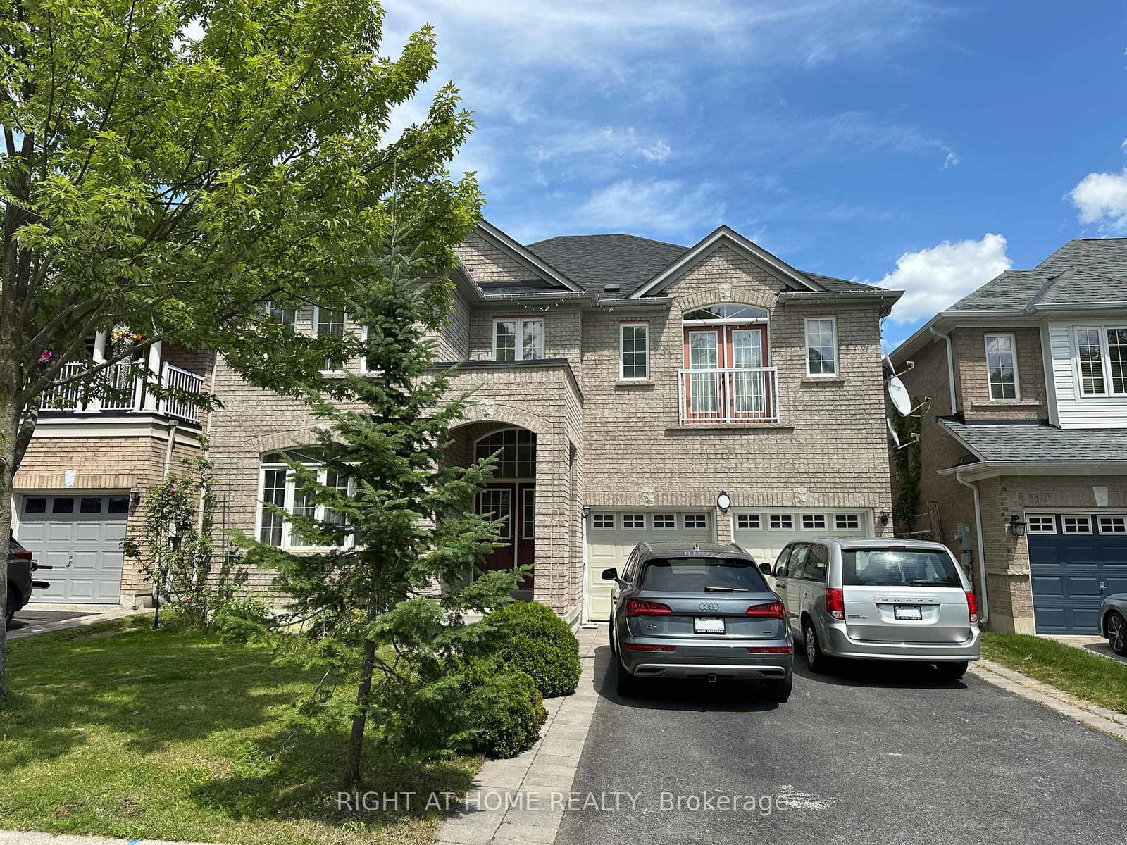 357-dowson-loop-newmarket-ontario-n12376032