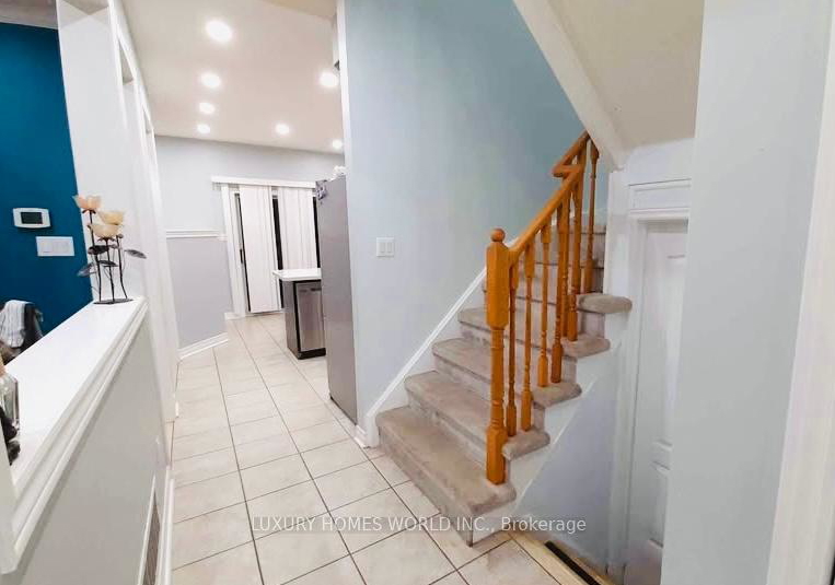 18-w-sandham-crescent-markham-ontario-n12376039