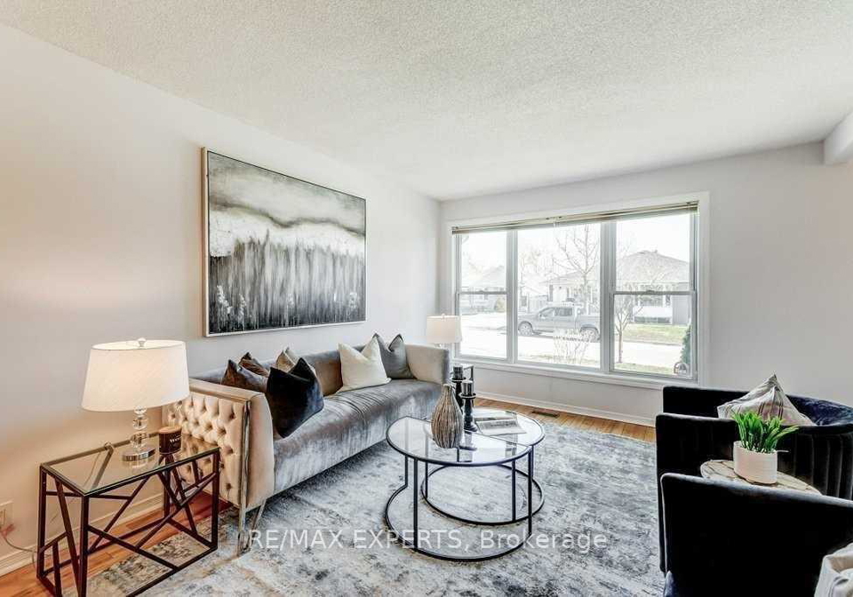 234-septonne-avenue-newmarket-ontario-n12376674