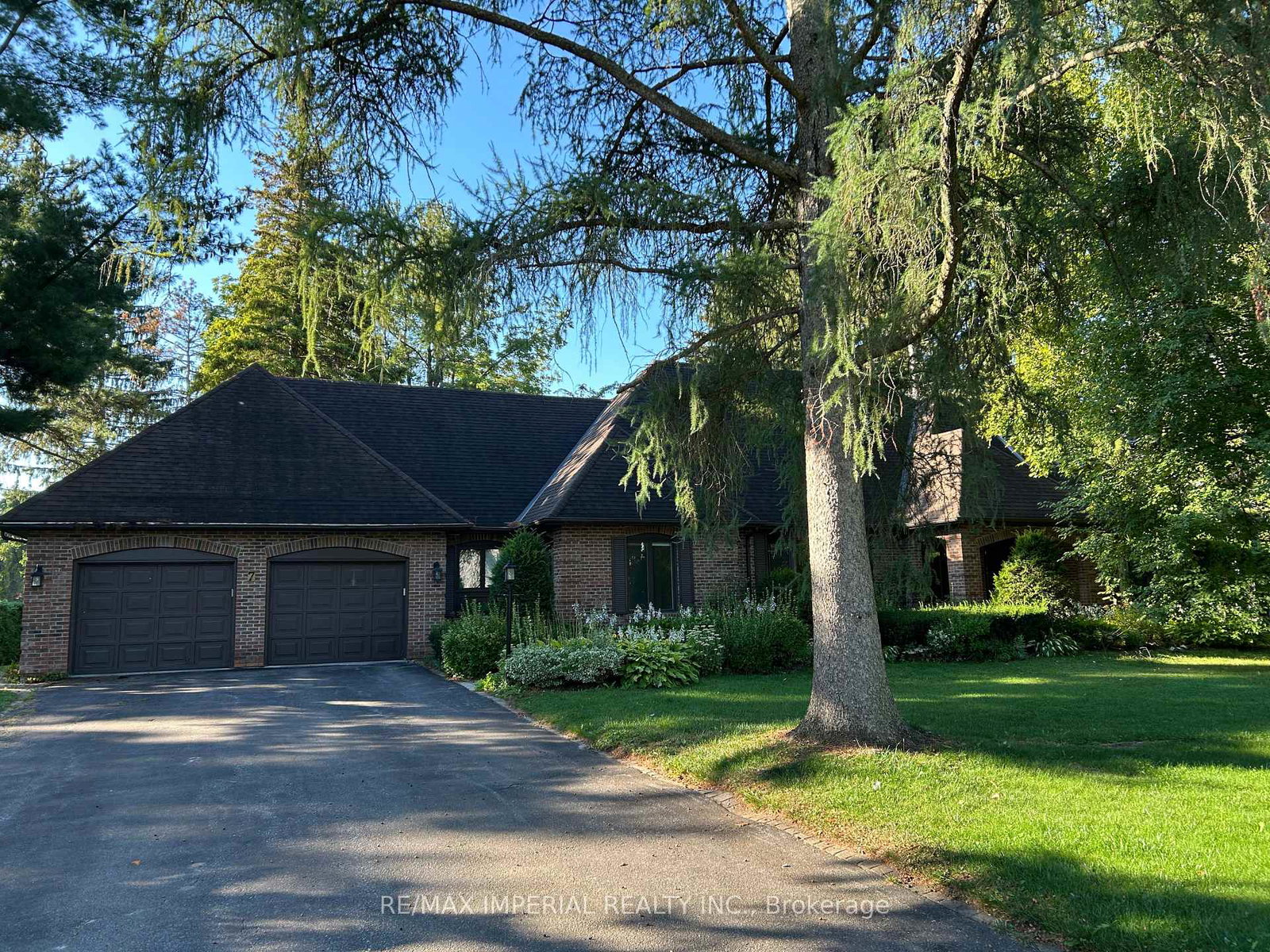 7-dodie-street-aurora-ontario-n12377119