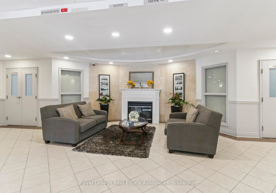 32-church-street-king-ontario-n12377436