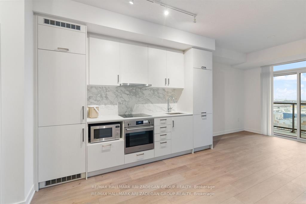 60-honeycrisp-crescent-vaughan-ontario-n12377473