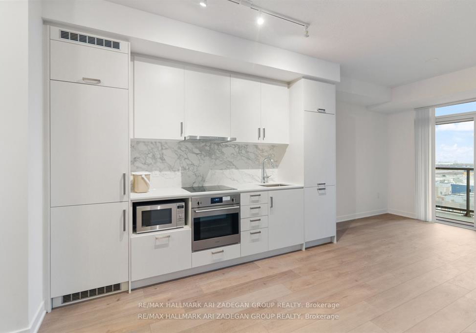 60-honeycrisp-crescent-vaughan-ontario-n12377473