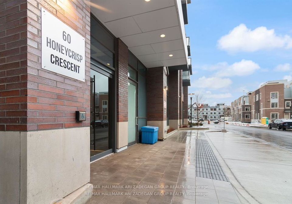 60-honeycrisp-crescent-vaughan-ontario-n12377473