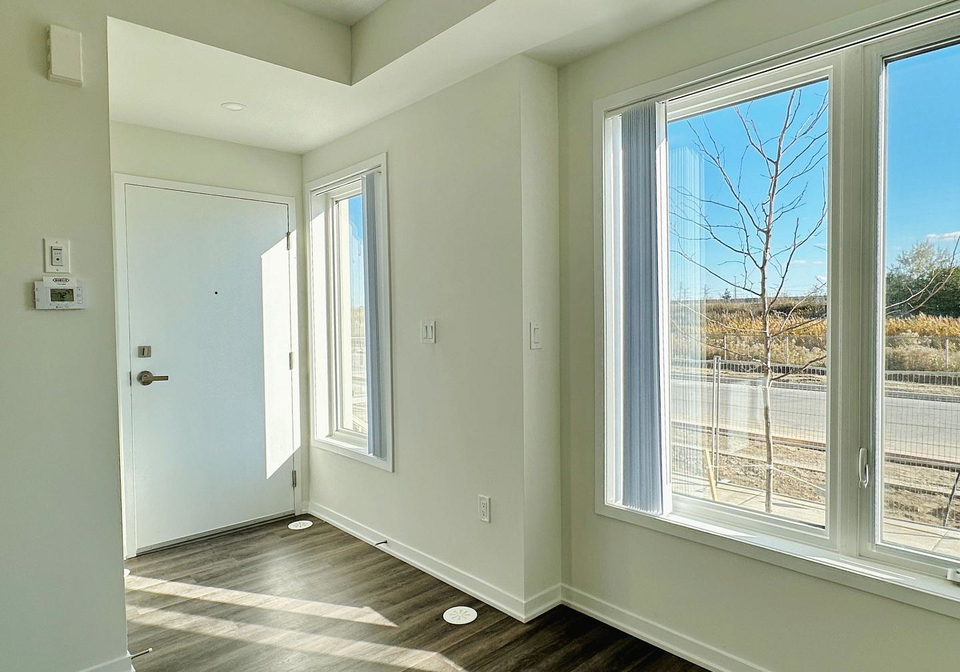 100-honeycrisp-crescent-vaughan-ontario-n12377510
