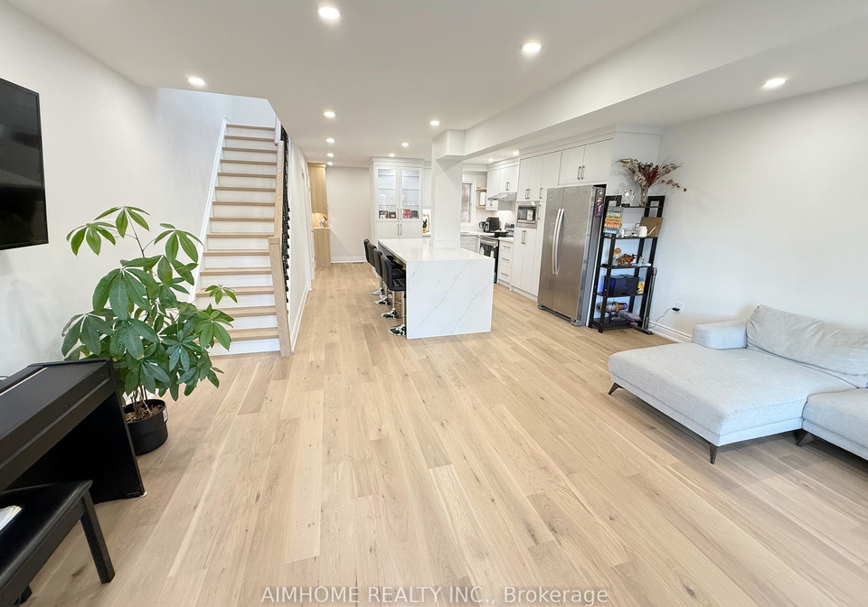 16-upton-crescent-markham-ontario-n12377686