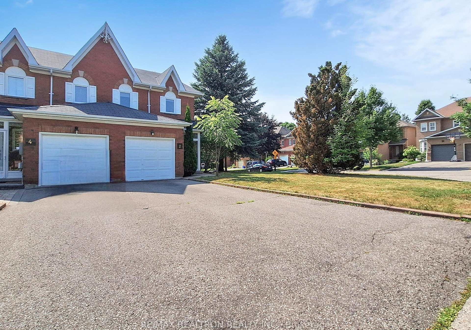 2-foxtail-ridge-newmarket-ontario-n12378919