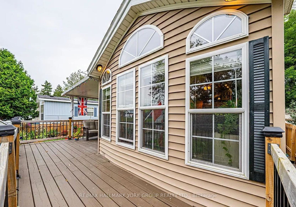3-21469-48-highway-east-gwillimbury-ontario-n12379103