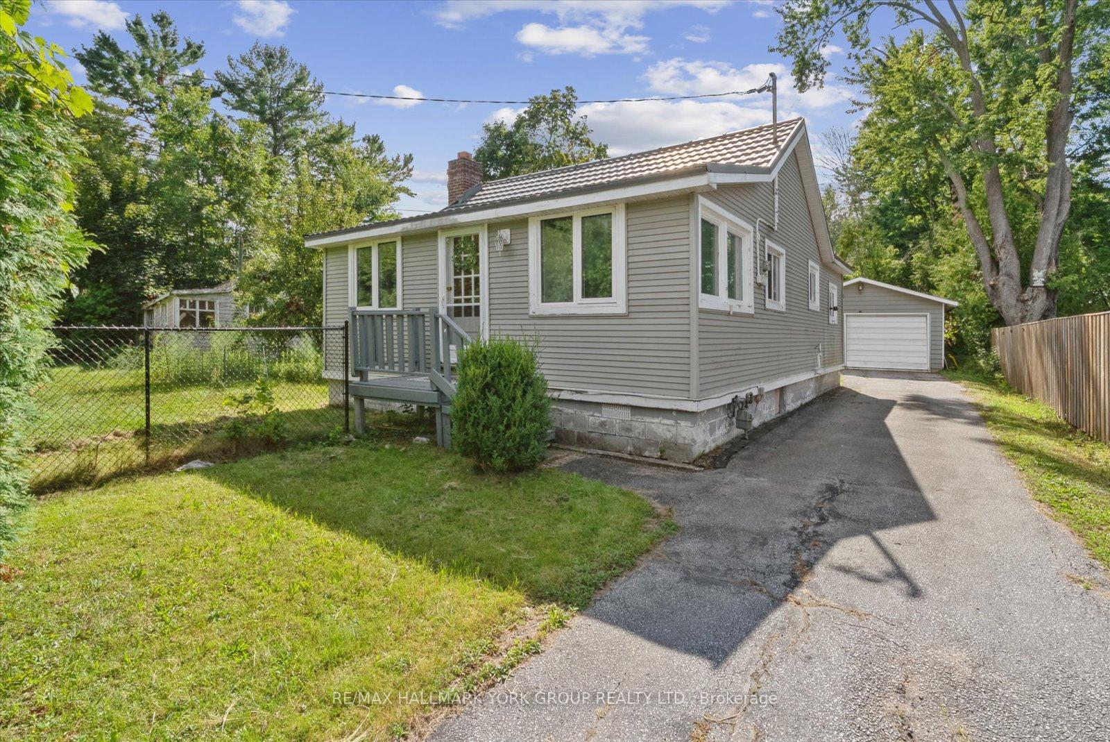 6-della-street-georgina-ontario-n12379122