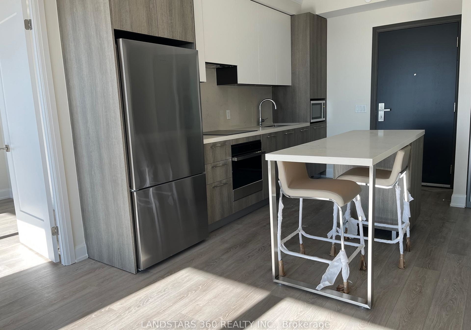 8-water-walk-drive-markham-ontario-n12379311
