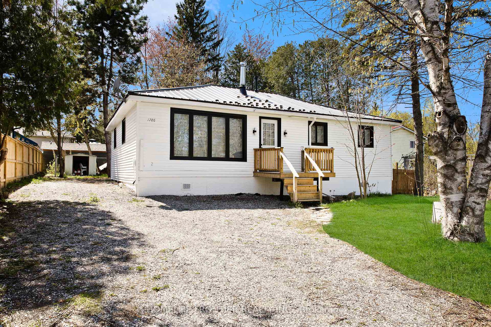 1786-st-johns-street-innisfil-ontario-n12379339
