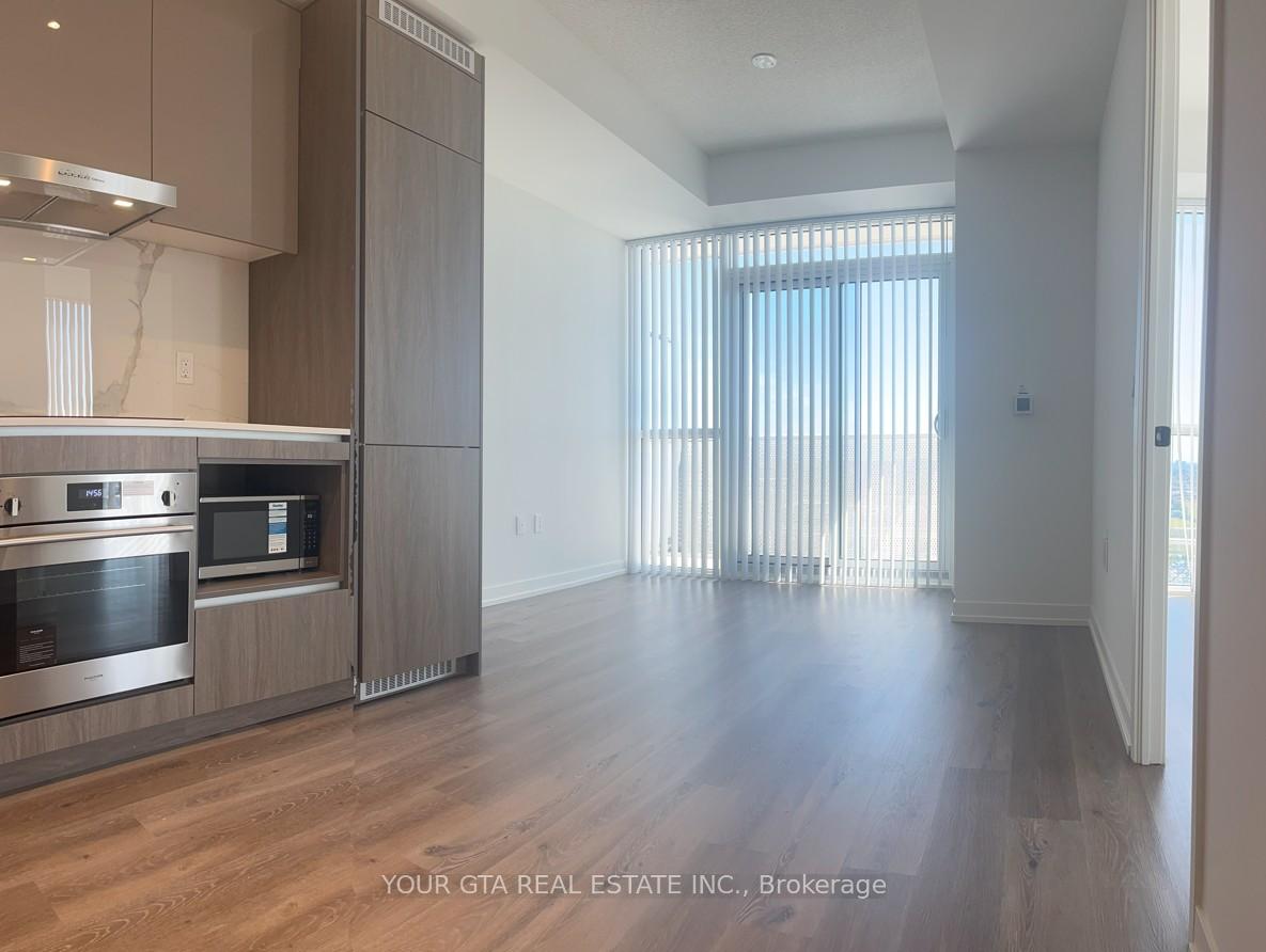 28-interchange-way-vaughan-ontario-n12379387