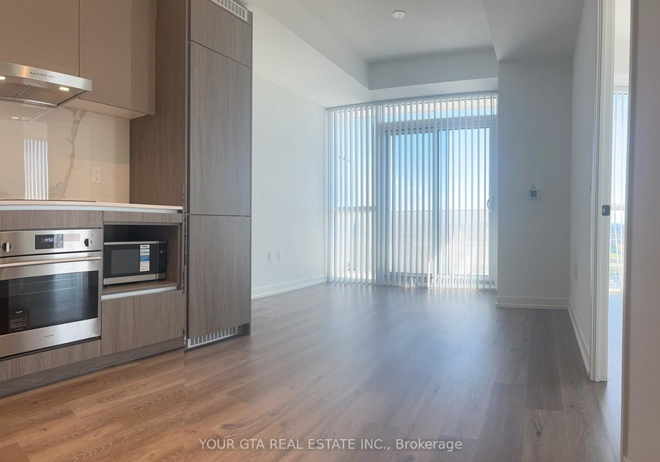 28-interchange-way-vaughan-ontario-n12379387