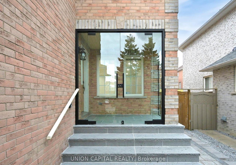 143-halterwood-circle-markham-ontario-n12379484