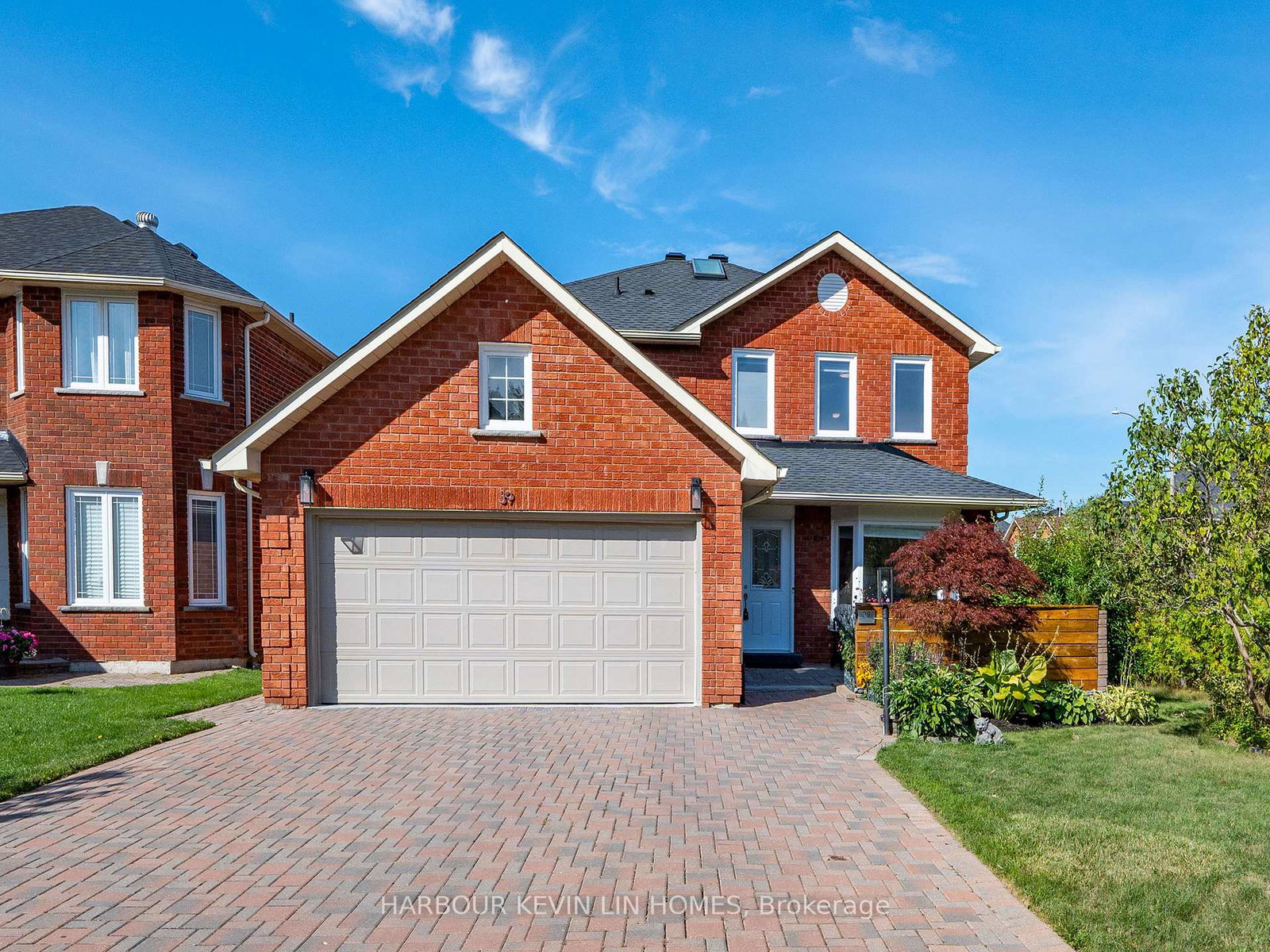 39-kew-gardens-richmond-hill-ontario-n12379554