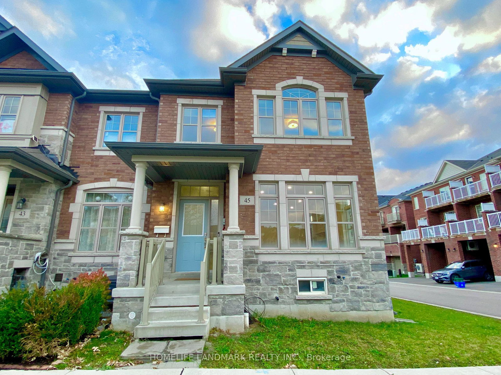 45-cherna-avenue-markham-ontario-n12379585