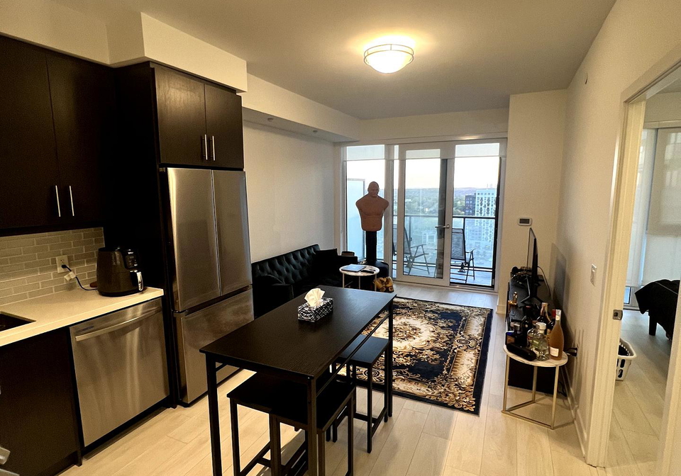 105-oneida-crescent-richmond-hill-ontario-n12380408