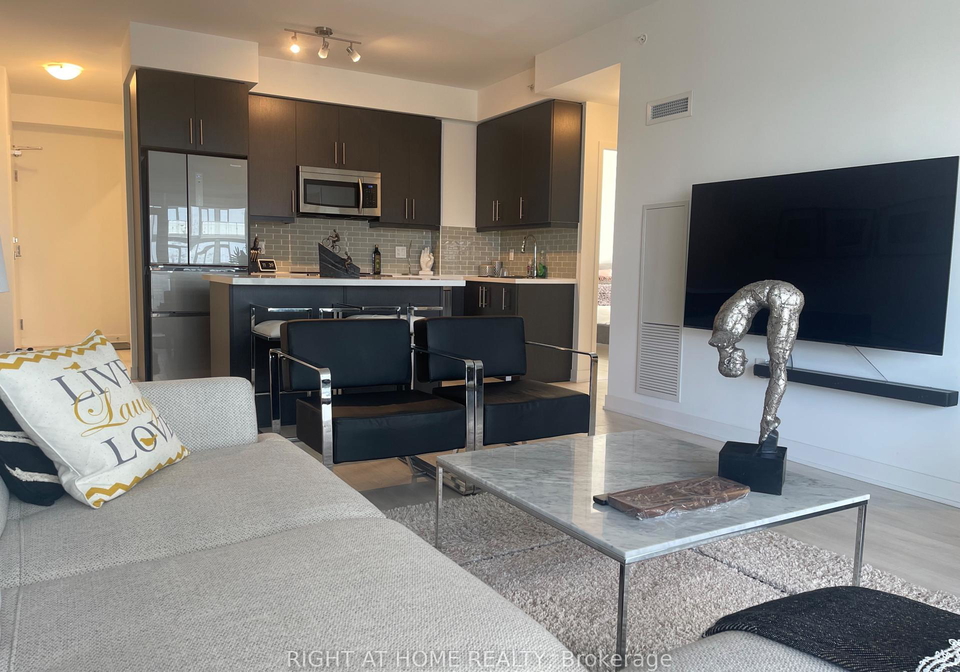 75-oneida-crescent-richmond-hill-ontario-n12381365