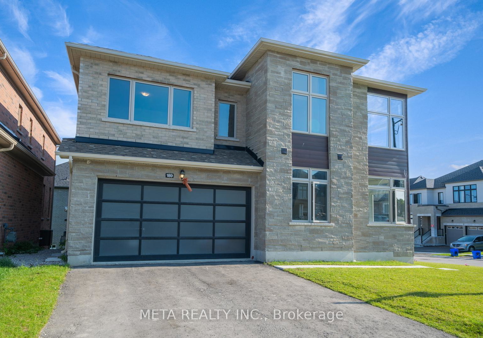 189-thompson-drive-east-gwillimbury-ontario-n12381851