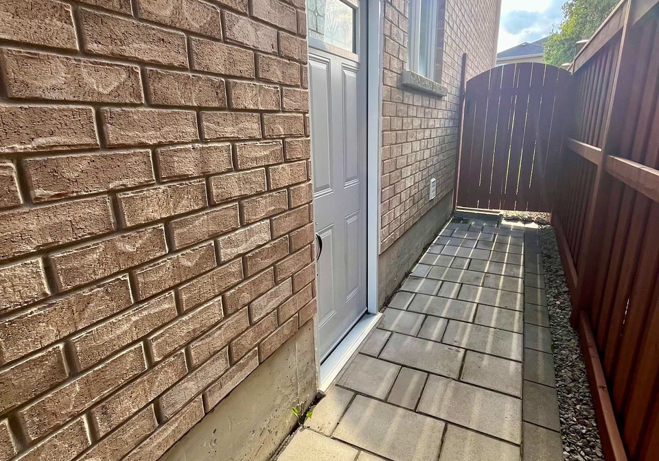 34-webb-street-bradford-west-gwillimbury-ontario-n12381885
