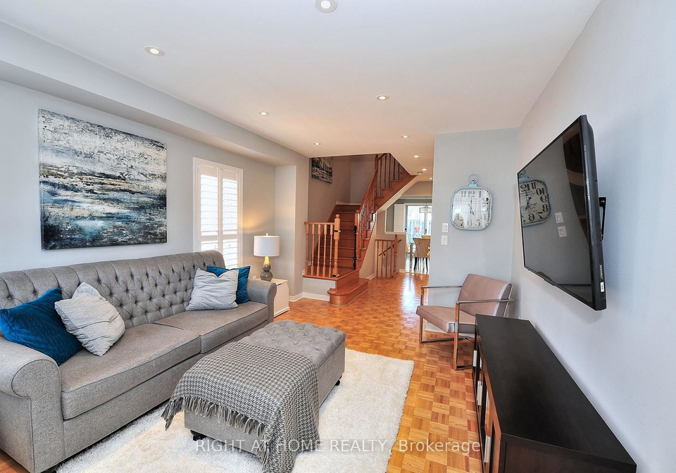 11-giovanni-way-vaughan-ontario-n12381948