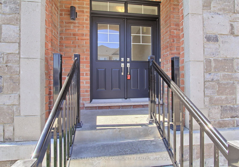 230-bennett-street-newmarket-ontario-n12382762