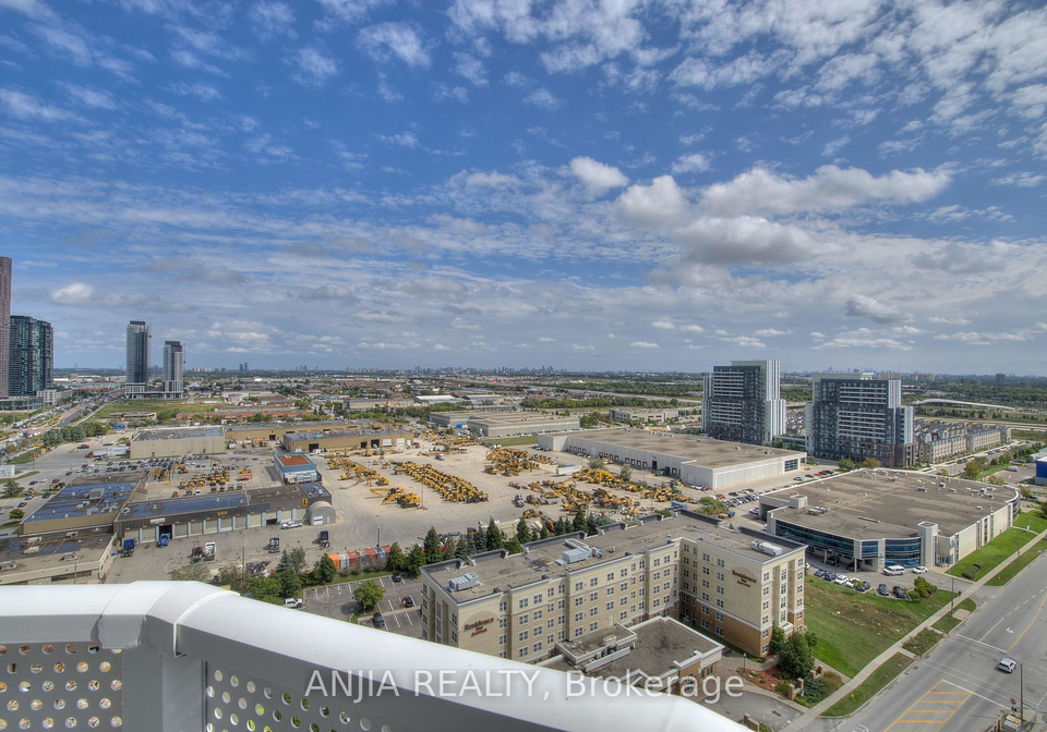 28-interchange-way-vaughan-ontario-n12382766