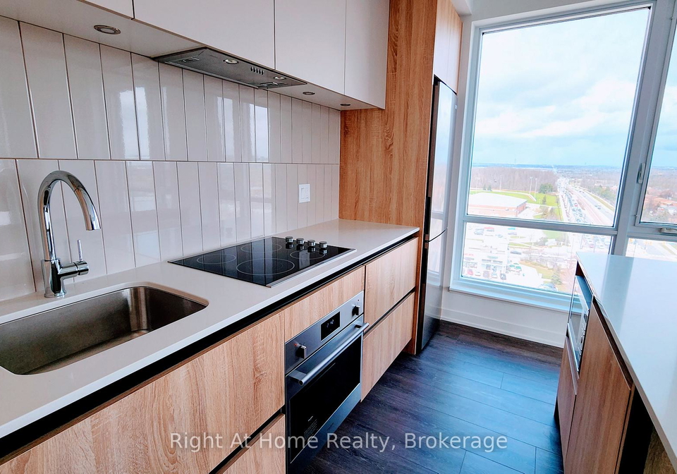 7950-bathurst-street-vaughan-ontario-n12384135