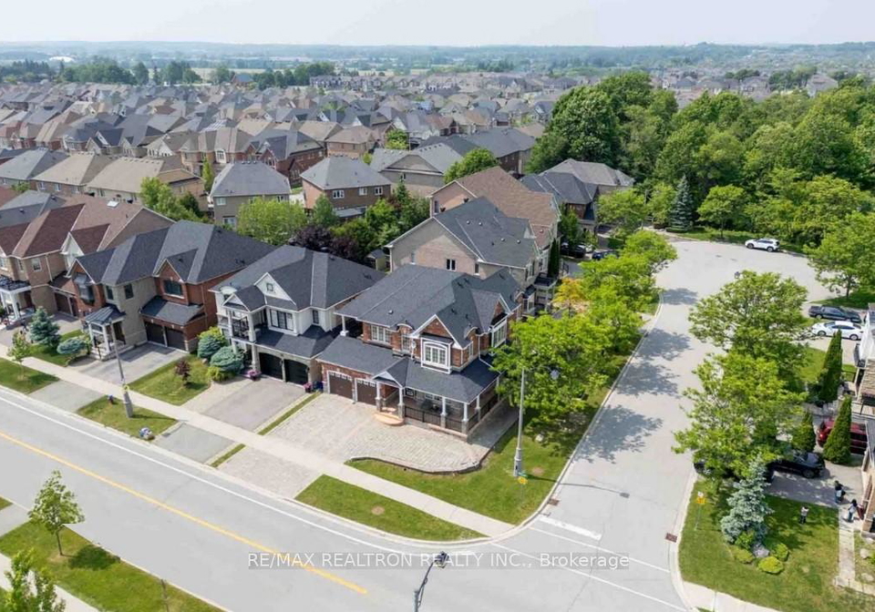 18-augustine-avenue-richmond-hill-ontario-n12384345