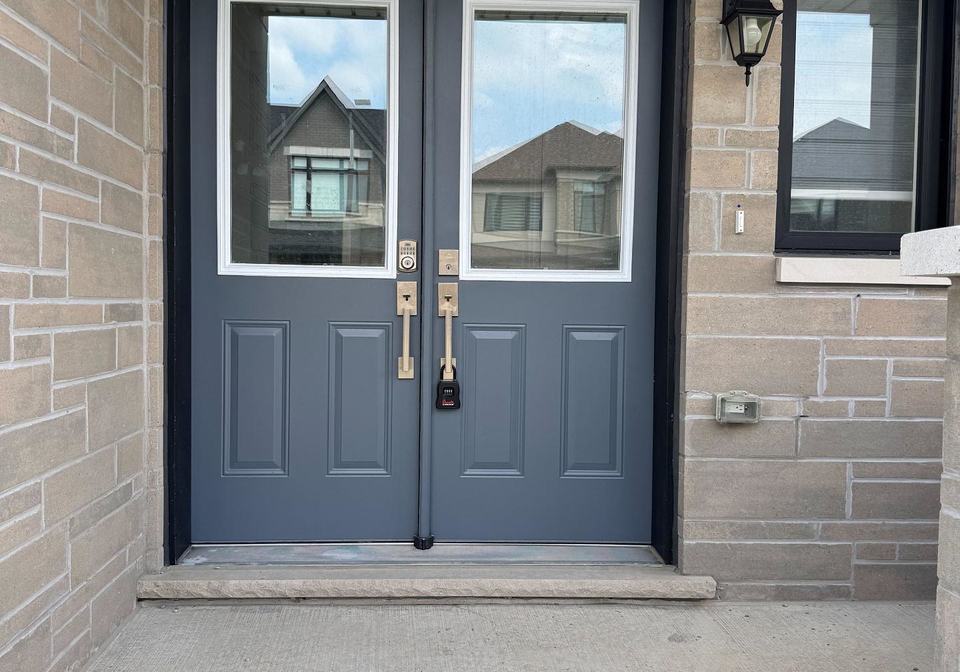 132-kenneth-rogers-crescent-east-gwillimbury-ontario-n12384849