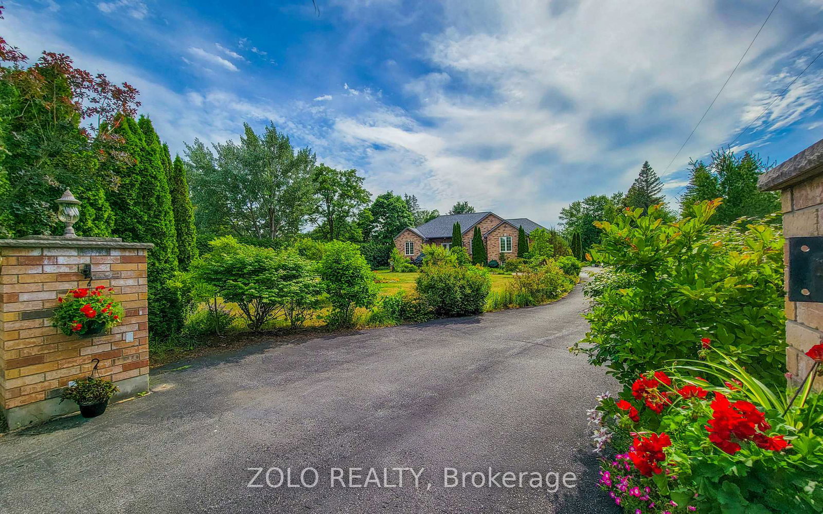 20560-yonge-street-east-gwillimbury-ontario-n12385629