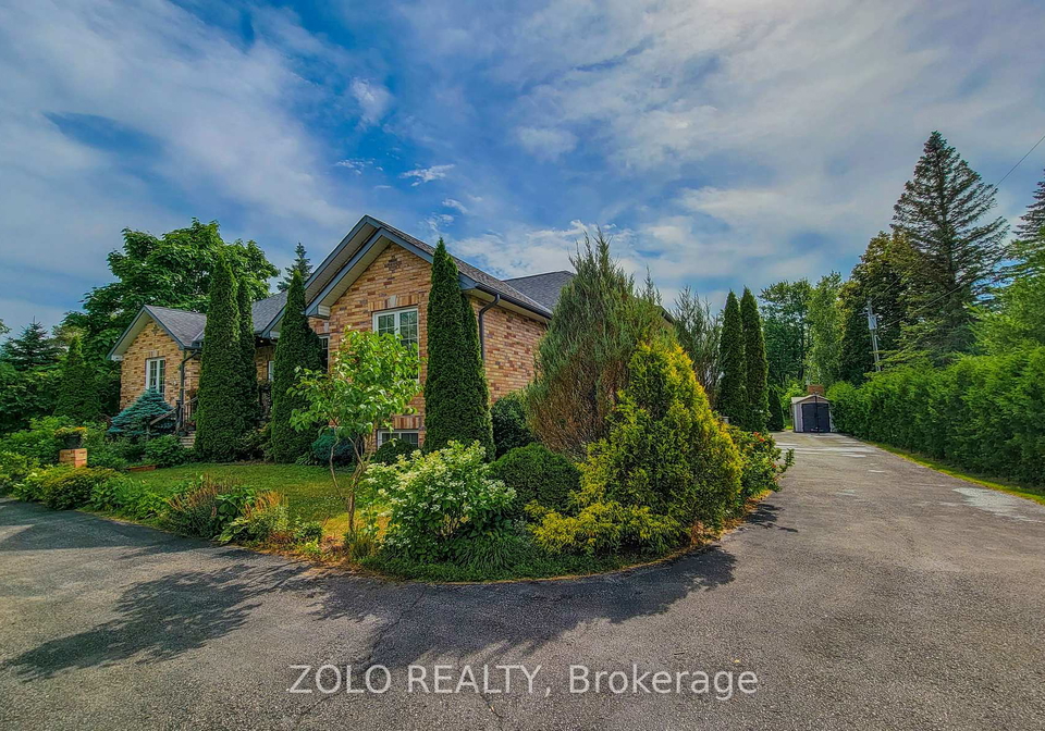 20560-yonge-street-east-gwillimbury-ontario-n12385629