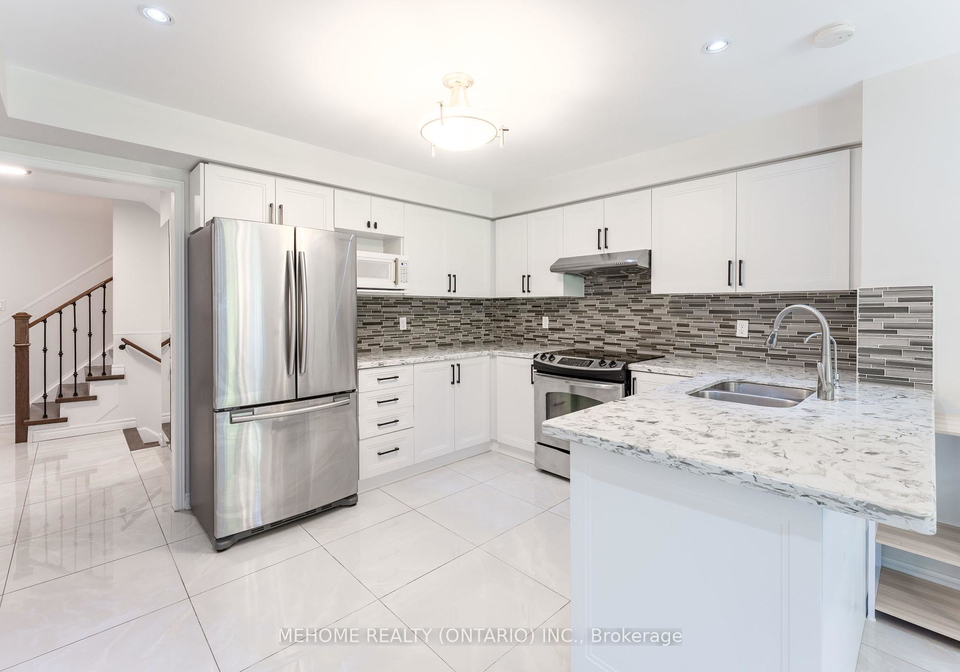 38-desert-view-crescent-richmond-hill-ontario-n12385742