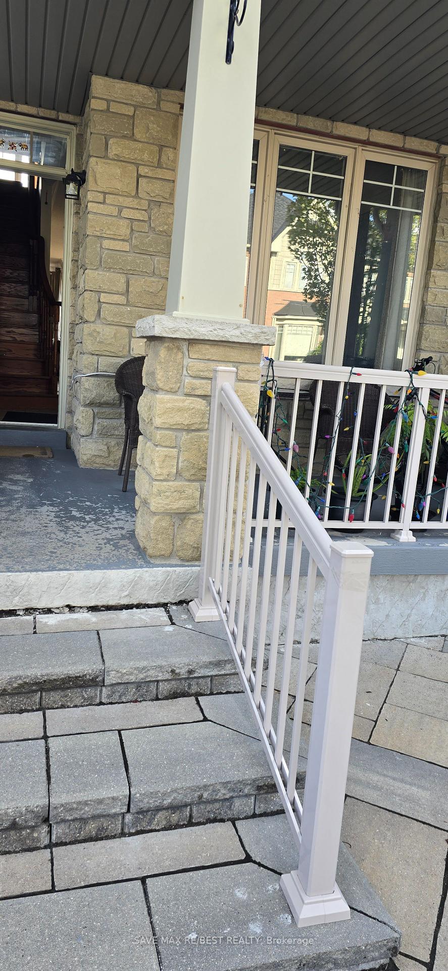 8-windrow-street-richmond-hill-ontario-n12386345