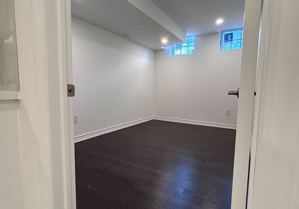 8-finley-way-markham-ontario-n12386518