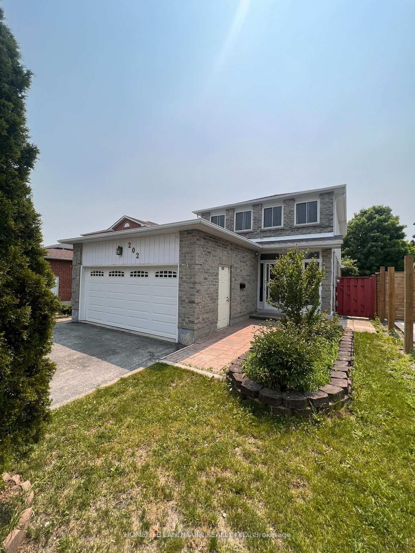 202-billings-crescent-newmarket-ontario-n12386556