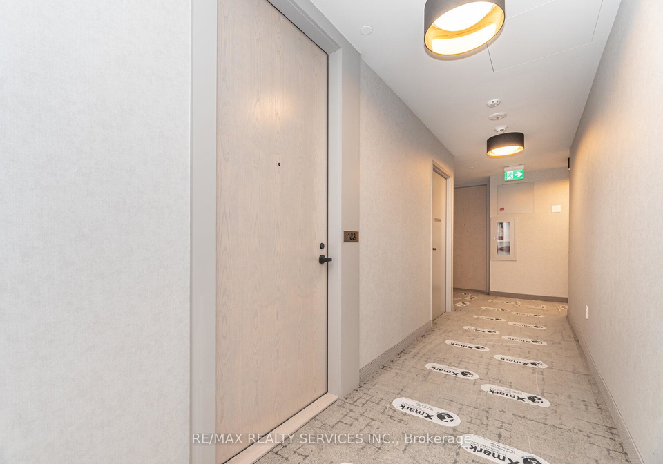 28-interchange-way-vaughan-ontario-n12387187