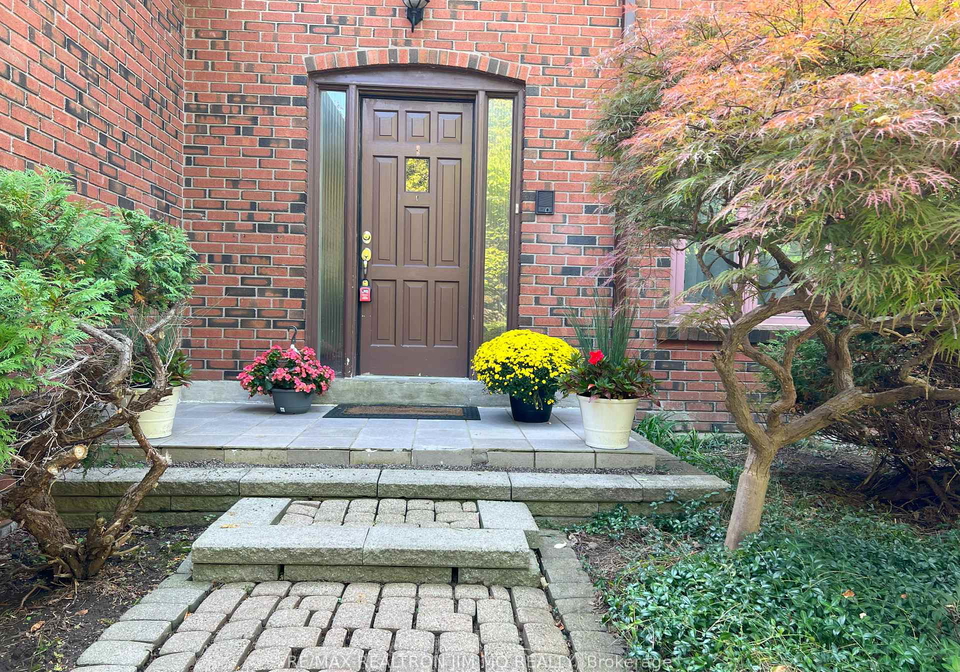 102-briarwood-road-markham-ontario-n12387388