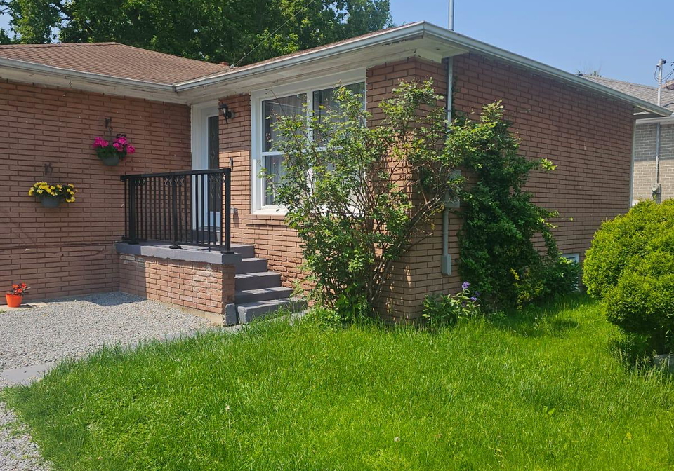 57-walter-avenue-newmarket-ontario-n12388046