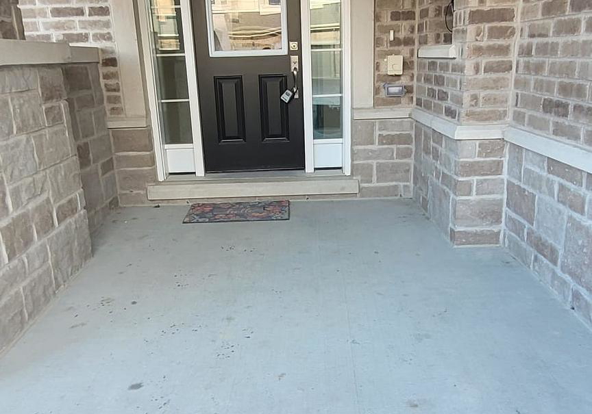 39-montrose-boulevard-bradford-west-gwillimbury-ontario-n12388232