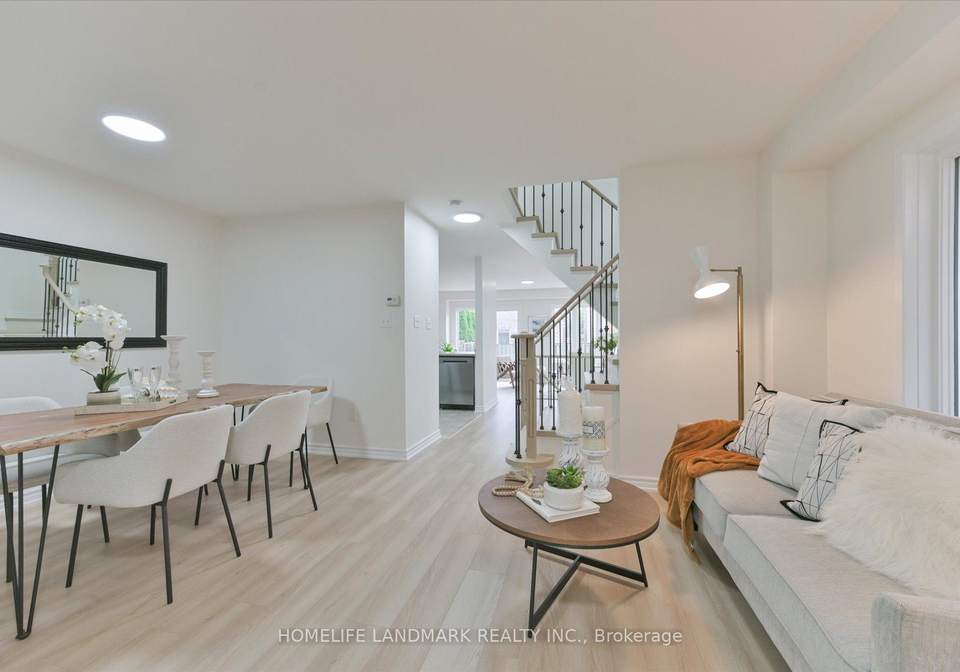 206-venice-gate-drive-vaughan-ontario-n12388235