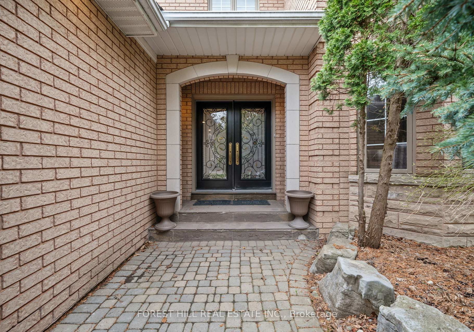 55-direzze-court-richmond-hill-ontario-n12389031