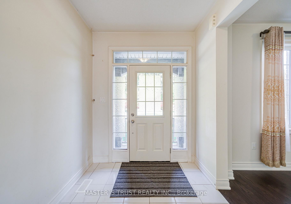 73-sharonview-crescent-east-gwillimbury-ontario-n12389119